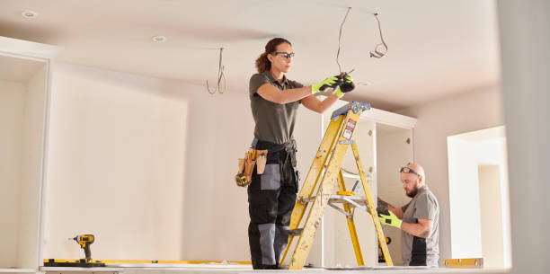 Best Home Electrical Repair  in East Bronson, FL